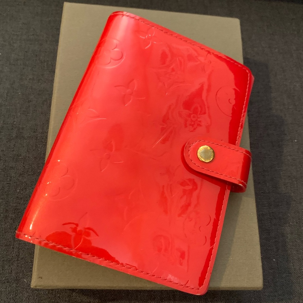 💯 Authentic Louis Vuitton Vernis Agenda PM